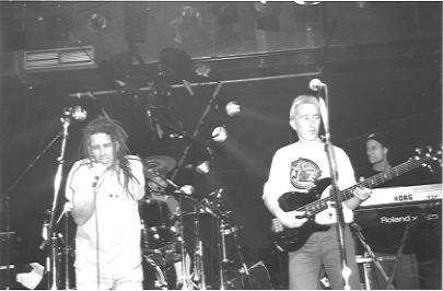 Fred accompagne POUPA CLAUDIO A l'Omega live de Toulon